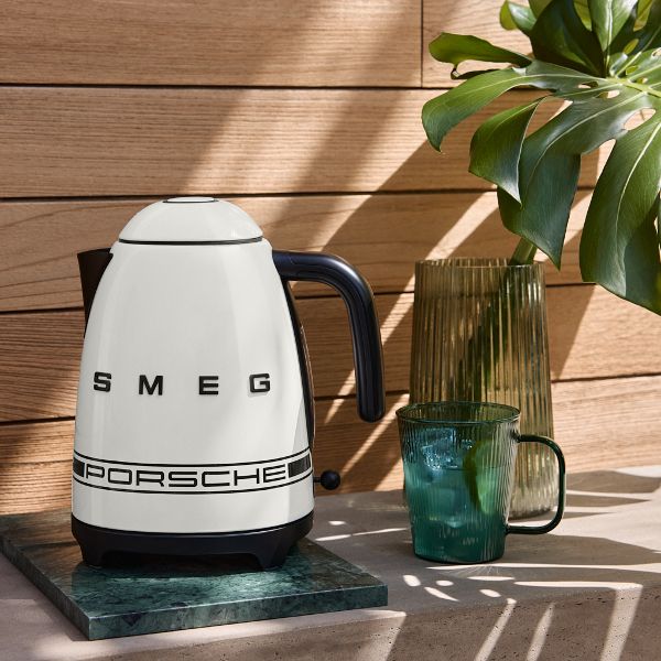 Porsche x SMEG Kettle