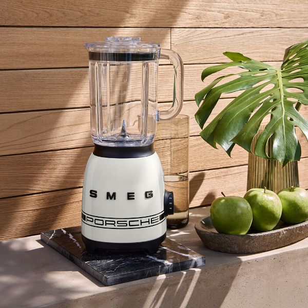 Porsche x SMEG Blender